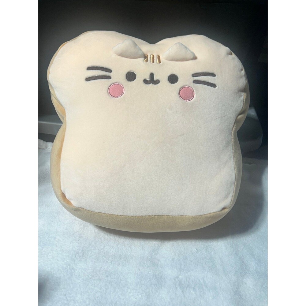Pusheen bread